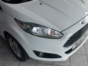 2014 Ford Fiesta 1.6 Zetec in White — image 3