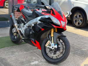 2010 Aprilia Rsv4 999 Factory in Black — image 5