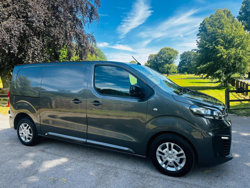 2022 Vauxhall Vivaro 1.5 Turbo D 2700 Sportive L1 H1 Euro 6 (s/s) 6dr in Grey — image 1