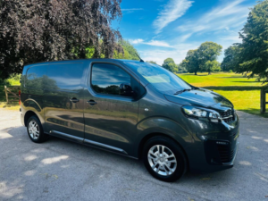 2022 Vauxhall Vivaro 1.5 Turbo D 2700 Sportive L1 H1 Euro 6 (s/s) 6dr in Grey — image 5