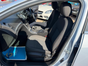 2014 Vauxhall Insignia 2.0 Cdti Ecoflex Design Nav Sports Tourer Euro 5 (s/s) 5dr in Silver — image 4
