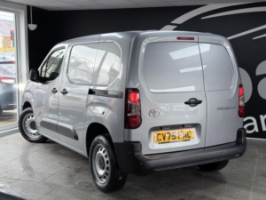 2025 Toyota Proace City 1.5 Bluehdi Active Short Panel Van Swb Euro 6 (s/s) 6dr in Grey — image 6