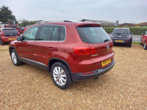 2014 Volkswagen Tiguan 2.0 Tdi Bluemotion Tech Match DSG 4WD Euro 5 (s/s) 5dr in Red — image 5