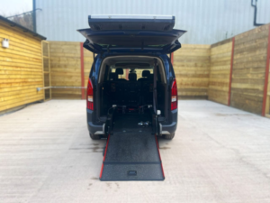 2021 Peugeot Rifter L2 Lwb 5 SEAT Petrol Auto Wheelchair Accessible Disabled Access Vehicle Wav in Blue — image 3