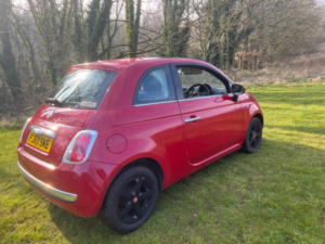 2010 Fiat 500 0.9 Twinair Lounge in Red — image 3