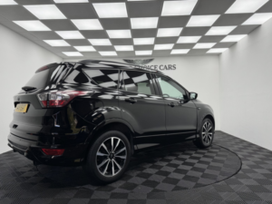 2019 Ford Kuga 1.5 Tdci St-Line in Black — image 6