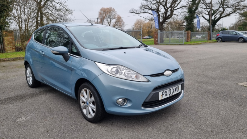 2010 Ford Fiesta 1.4 Zetec in Blue — image 1
