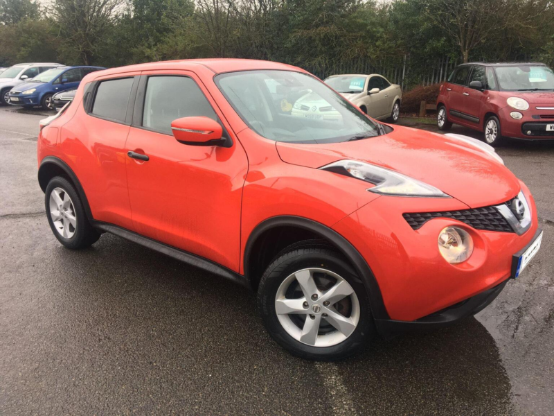 2017 Nissan Juke 1.6 Visia Euro 6 5dr in Red — image 1