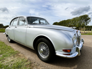 1967 Jaguar S-Type 3.4 in Silver — image 3