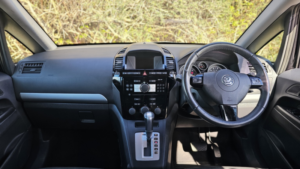 2010 Vauxhall Zafira 1.9 Cdti Elite in Black — image 2