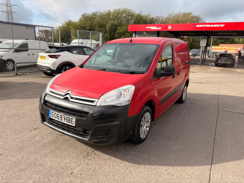 2019 Citroen Berlingo 1.6 Bluehdi 850 Enterprise Panel Van 5dr Diesel Manual L1 100 Bhp in Red — image 1