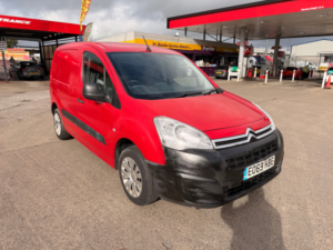 2019 Citroen Berlingo 1.6 Bluehdi 850 Enterprise Panel Van 5dr Diesel Manual L1 100 Bhp in Red — image 2