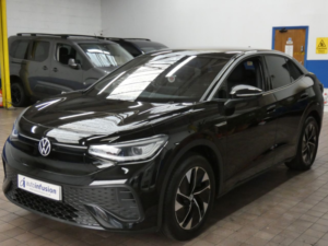 2023 Volkswagen Id.5 Pro 77kwh Style SUV 5dr Electric Auto (174 Ps) in Black — image 3