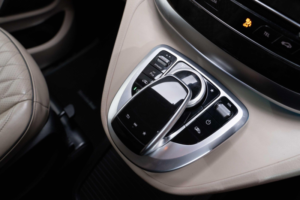 2018 Mercedes-Benz V Class 2.2 V250d Amg Line G-Tronic+ Euro 6 (s/s) 5dr 8 SEAT Xlwb in Black — image 3