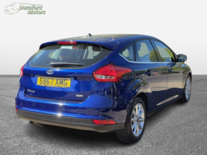 2017 Ford Focus 1.0 T Ecoboost Titanium in Blue — image 4