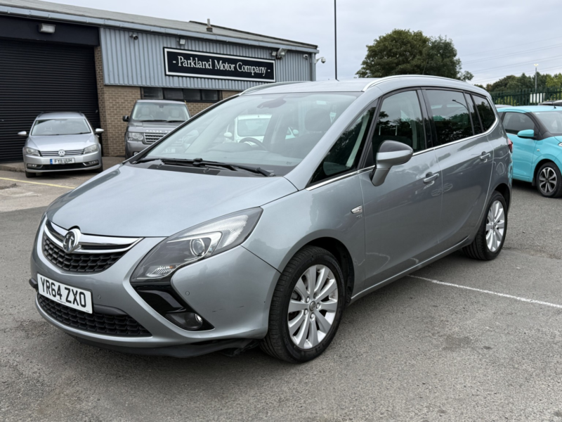 2014 Vauxhall Zafira Tourer 2.0 Cdti Se in Silver — image 1