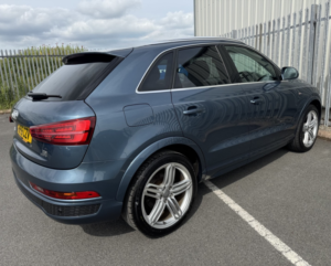 2016 Audi Q3 S Line Plus 2.0 Tdi Quattro Automatic in Blue — image 5