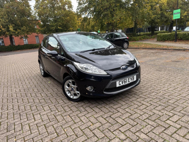 2011 Ford Fiesta 1.4 Zetec 3dr in Black — image 1
