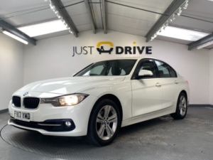 2017 BMW 3 Series 2.0 320i Sport Saloon 4dr Petrol Manual Euro 6 (s/s) (184 Ps) in White — image 2