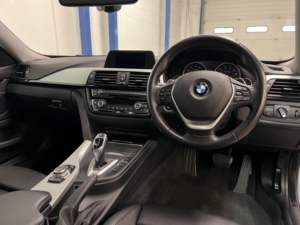 2013 BMW 4 Series 2.0 420i Sport Coupe in Blue — image 2