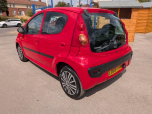 2009 Peugeot 107 1.0 12v Urban in Red — image 3