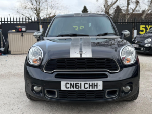 2011 MINI Countryman 1.6 Cooper S SUV 5dr Petrol Manual All4 Euro 5 (s/s) (184 Ps) in Black — image 2