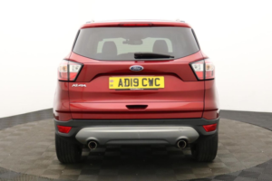 2019 Ford Kuga 1.5t Ecoboost Titanium Edition SUV 5dr Petrol Manual Euro 6 (s/s) (150 Ps) in Red — image 6