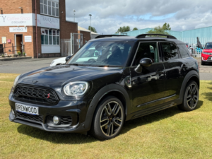 2019 MINI Countryman 2.0 Cooper S Sport SUV 5dr Petrol Steptronic Euro 6 (s/s) (192 Ps) in Black — image 4
