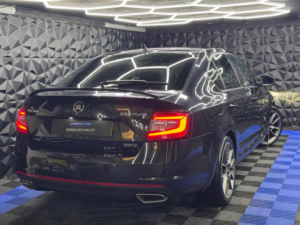 2019 Skoda Octavia 2.0 Tdi Vrs DSG 4WD Euro 6 (s/s) 5dr in Black — image 6