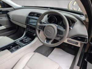 2018 Jaguar Xe 2.0i Gpf Prestige Auto Euro 6 (s/s) 4dr in Black — image 6