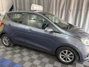 2016 Hyundai I10 1.2 Premium Euro 5 5dr in Grey — image 2