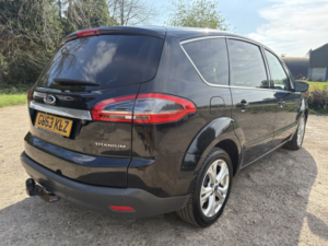 2013 Ford S-Max 2.0 Tdci Titanium in Black — image 3