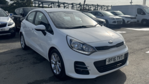2016 Kia Rio 1.4 Crdi Ecodynamics 2 in White — image 4