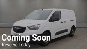 2020 Vauxhall Combo 1.5 Turbo D 2300 Edition Crew Van L2 Euro 6 (s/s) 4dr in White — image 2