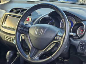 2013 Honda Jazz 1.3h Ima He CVT Euro 5 5dr in White — image 6