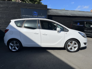 2014 Vauxhall Meriva 1.4 I Tech Line in White — image 2