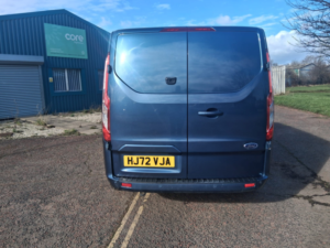 2022 Ford Transit Custom 2.0 300 Ecoblue Limited Crew Van Double Cab 5dr Diesel Auto L1 H1 Euro 6 (130 Ps) in Blue — image 4