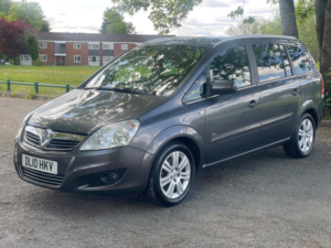 2010 Vauxhall Zafira 1.8 16v Design Euro 4 5dr in Grey — image 3