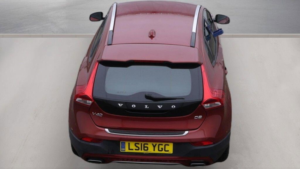 2016 Volvo V40 Cross Country 2.0 D2 Lux Auto Euro 6 (s/s) 5dr in Red — image 6