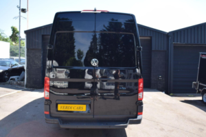 2020 Volkswagen Crafter 2.0 Tdi Cr35 Trendline Maxi Panel Van Fwd Xlwb High Roof Euro 6 (s/s) 5dr in Black — image 4