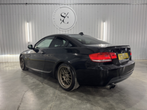 2009 BMW 3 Series 3.0 330i M Sport Highline Coupe in Black — image 4