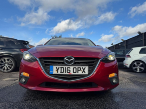 2016 Mazda Mazda3 2.0 Skyactiv-G Se-L Nav Auto Euro 5 (s/s) 5dr in Red — image 4