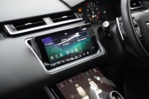 2019 Land Rover Range Rover Velar 2.0 P250 R-Dynamic Se Auto 4WD Euro 6 (s/s) 5dr in Silver — image 6