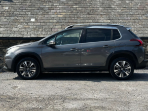 2017 Peugeot 2008 1.2 2008 Allure 5dr in Grey — image 3