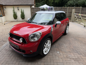 2012 MINI Countryman 1.6 Cooper S All4 Countryman in Red — image 3