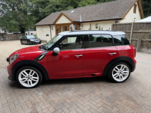 2012 MINI Countryman 1.6 Cooper S All4 Countryman in Red — image 4