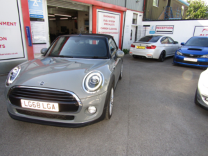 2018 MINI Convertible 1.5 Cooper Convertible in Grey — image 5