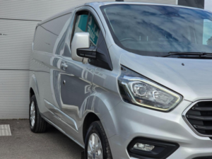 2020 Ford Transit Custom 2.0 300 Ecoblue Limited L2 H1 Euro 6 (s/s) 5dr in Silver — image 2