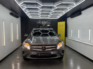 2015 Mercedes-Benz Gla 2.1 Gla200d Sport in Grey — image 2