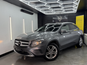 2015 Mercedes-Benz Gla 2.1 Gla200d Sport in Grey — image 6